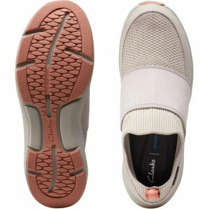CLARKS WOMEN'S WAVE 2.0 STEP slip on sneakers Stone sz 10